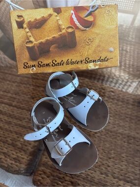 Sun San Salt Water Light Blue Kids Sandals - Size 5